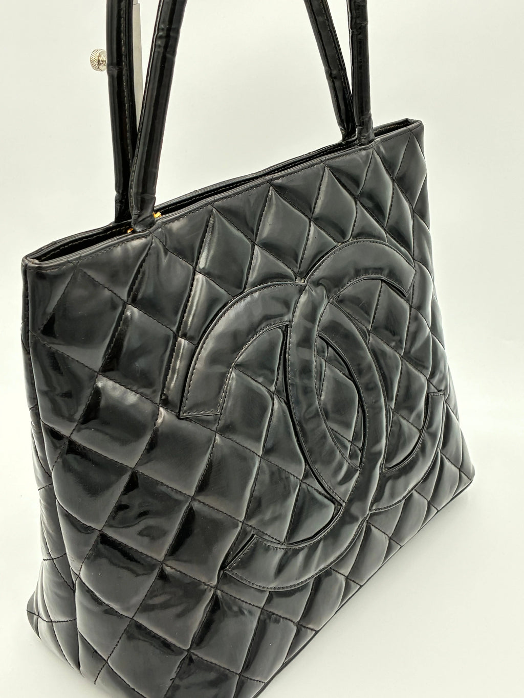 Preloved | Chanel Medallion Totebag Håndtaske i Sort Laklæder Chanel