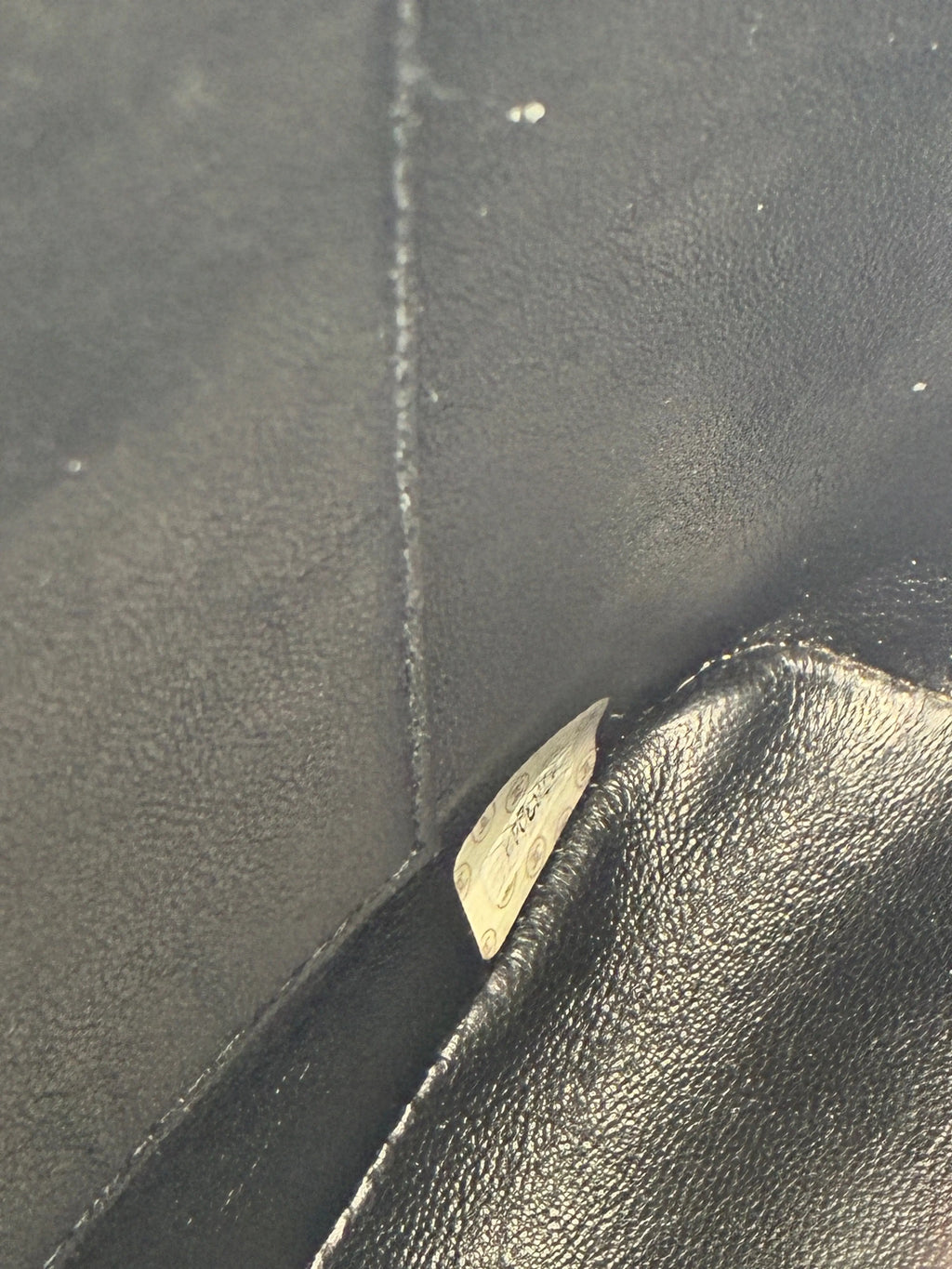 Preloved | Chanel Medallion Totebag Håndtaske i Sort Laklæder Chanel