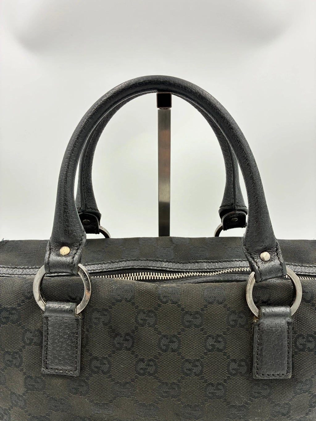 Preloved | Gucci GG Monogram Håndtaske i Sort Canvas Gucci