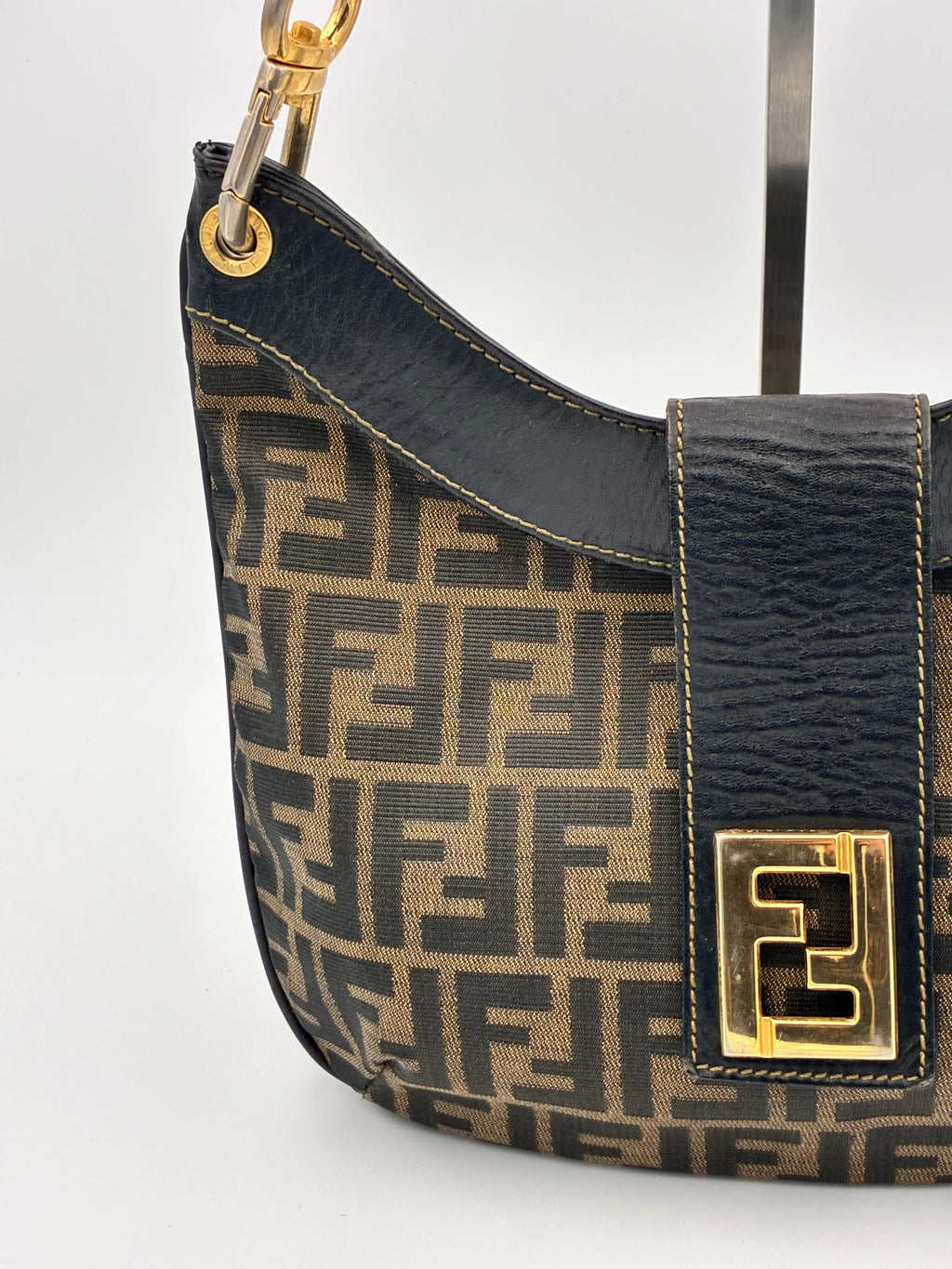 Preloved | Fendi Zucca Monogram Mamma Skuldertaske i Brun Canvas Fendi