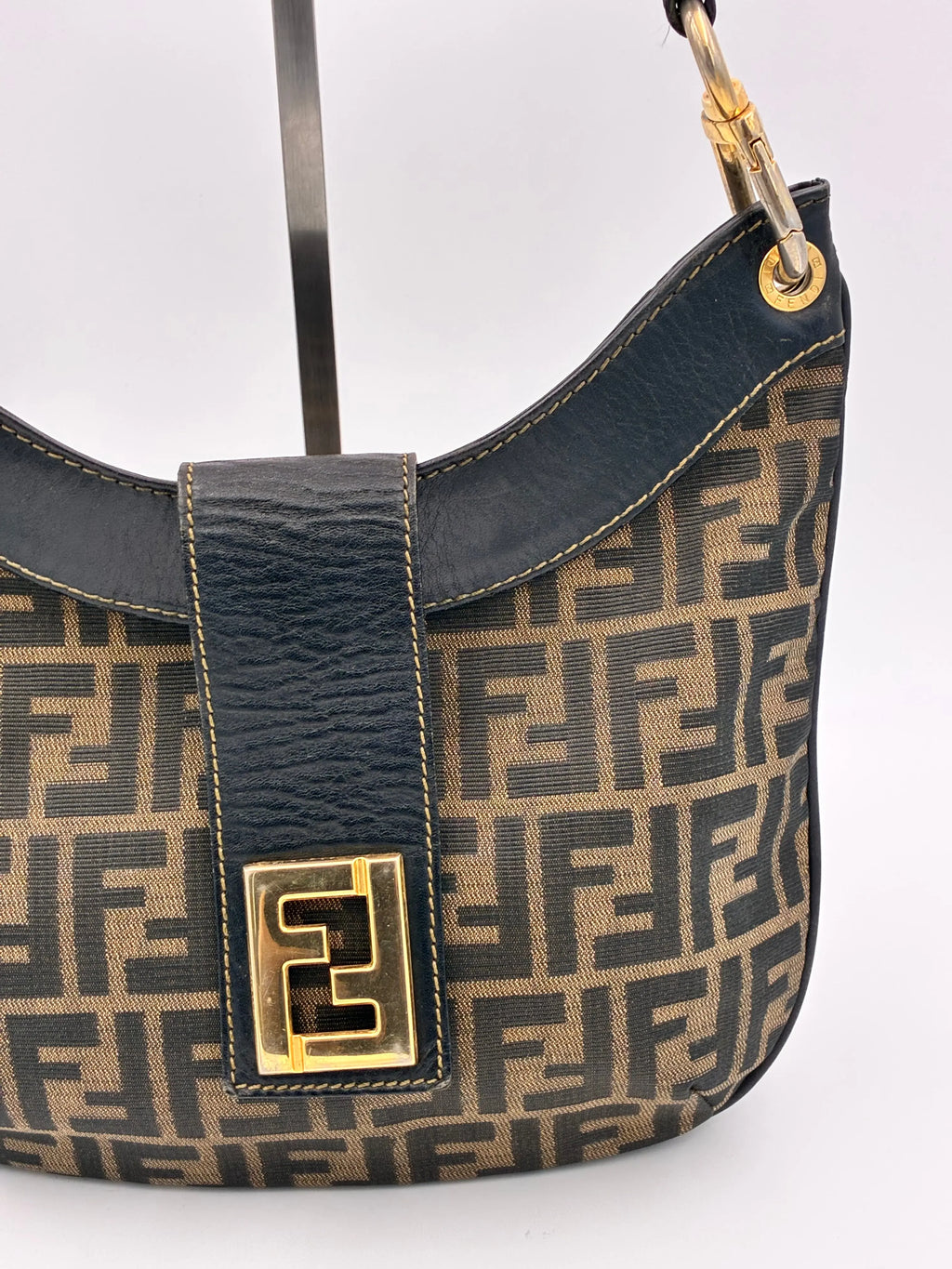 Preloved | Fendi Zucca Monogram Mamma Skuldertaske i Brun Canvas Fendi