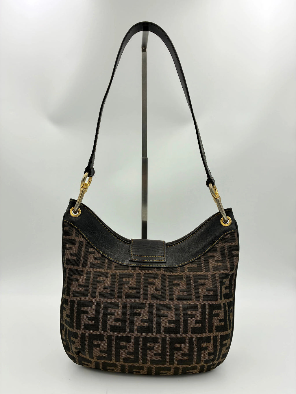 Preloved | Fendi Zucca Monogram Mamma Skuldertaske i Brun Canvas Fendi