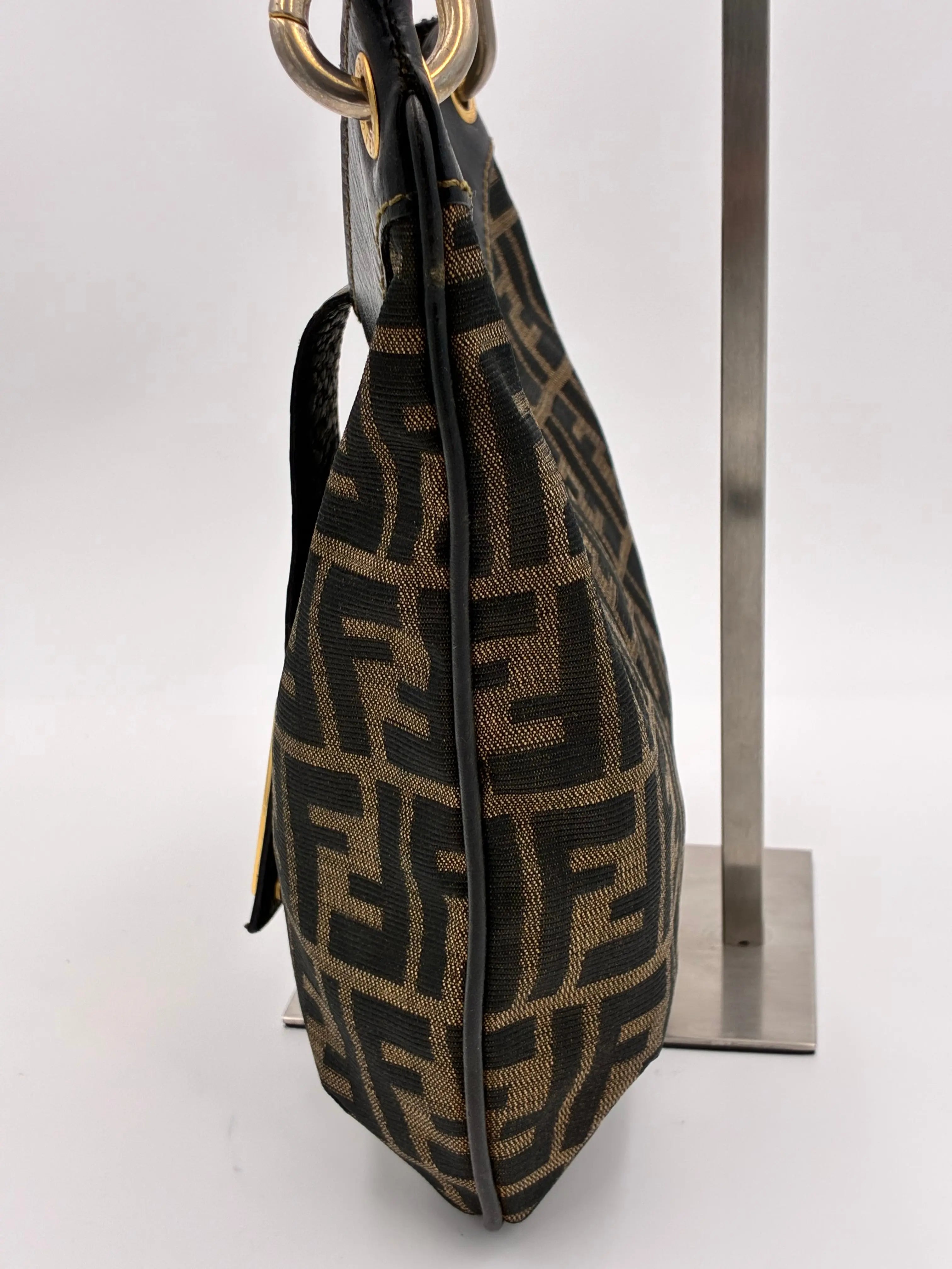 Preloved | Fendi Zucca Monogram Mamma Skuldertaske i Brun Canvas Fendi