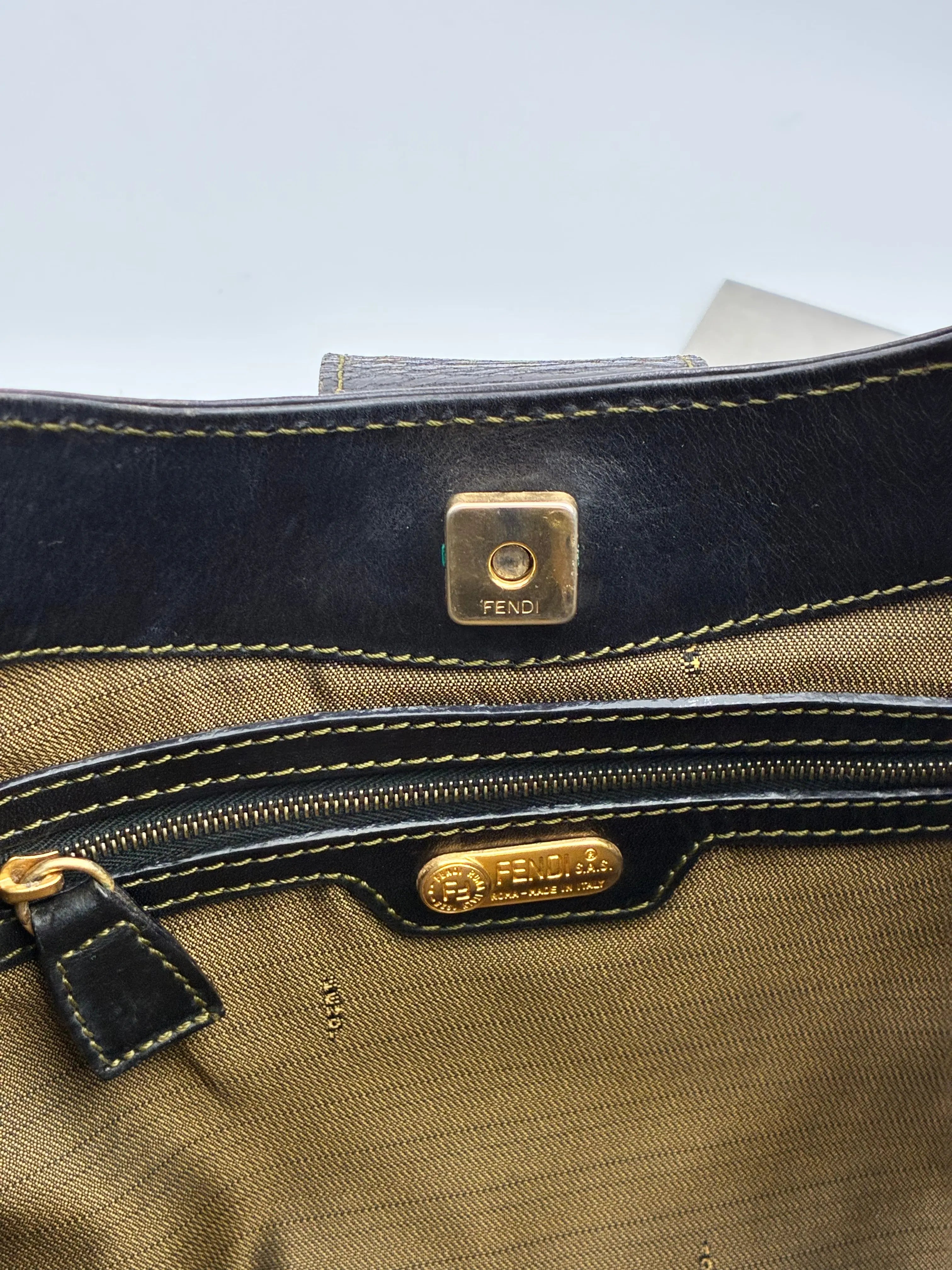 Preloved | Fendi Zucca Monogram Mamma Skuldertaske i Brun Canvas Fendi