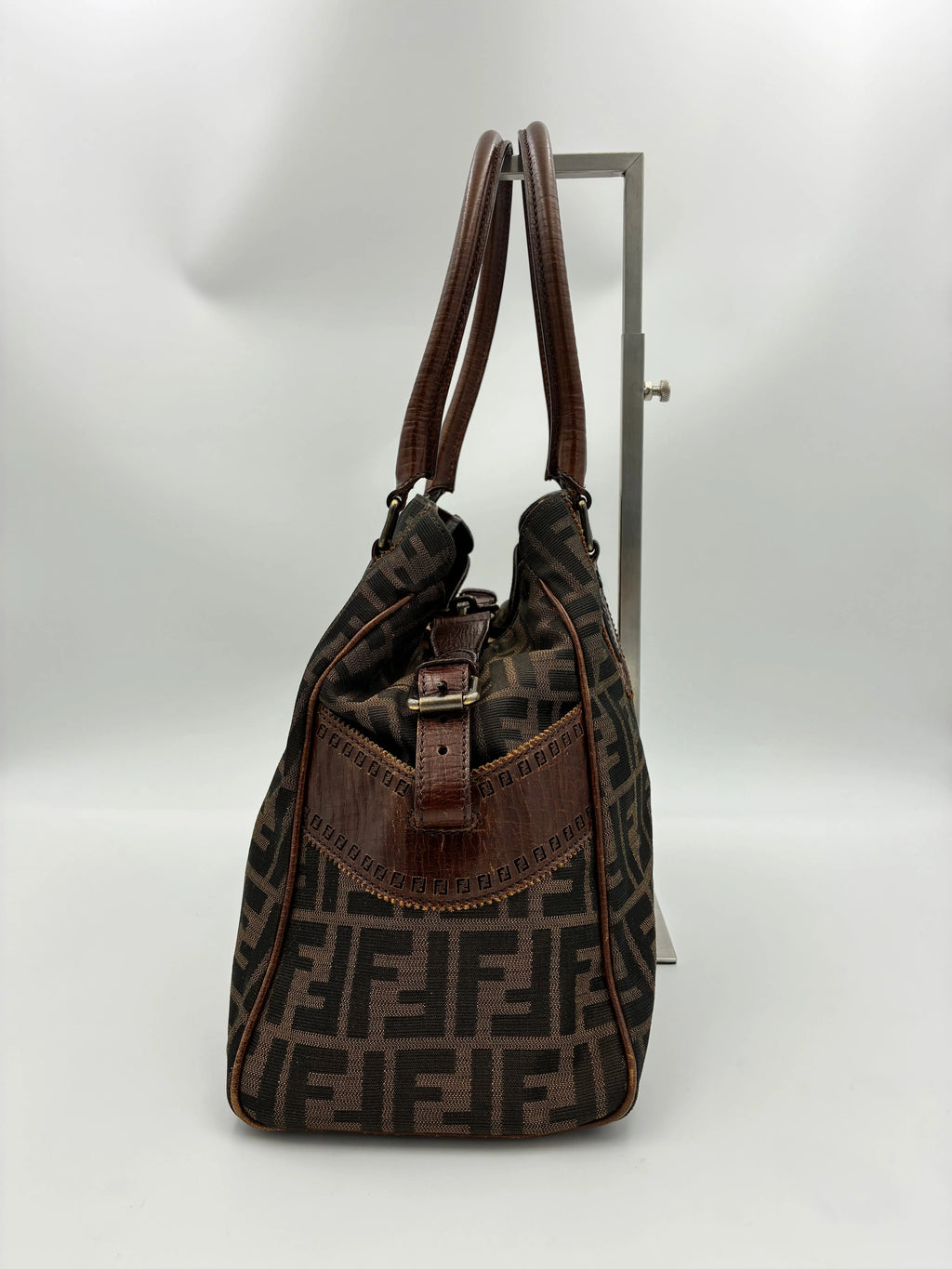 Preloved | Fendi Zucca Monogram Håndtaske i Brun Canvas Fendi