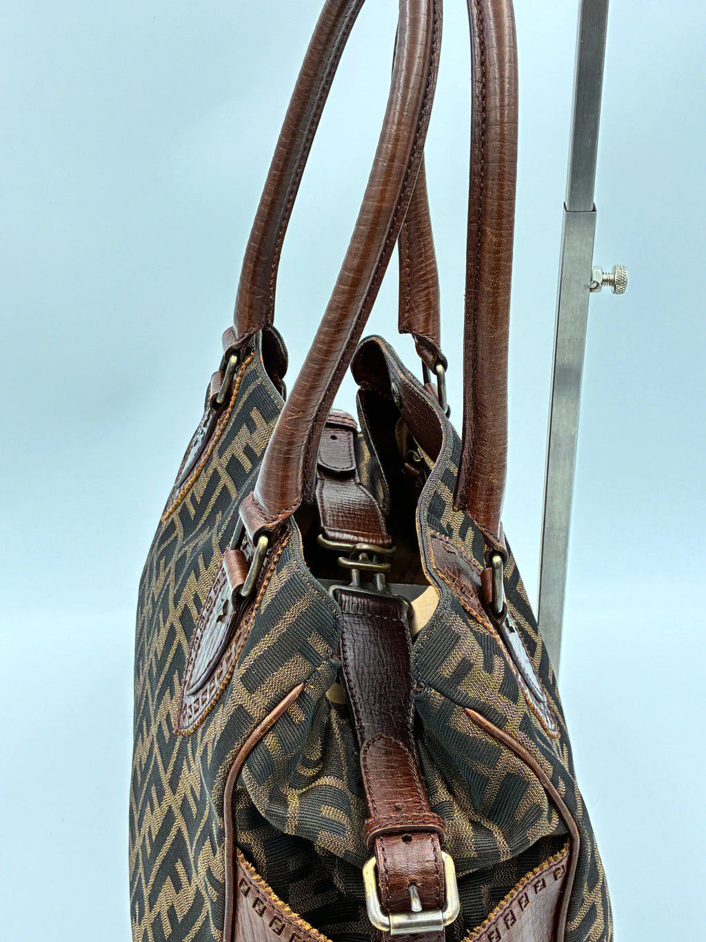 Preloved | Fendi Zucca Monogram Håndtaske i Brun Canvas Fendi
