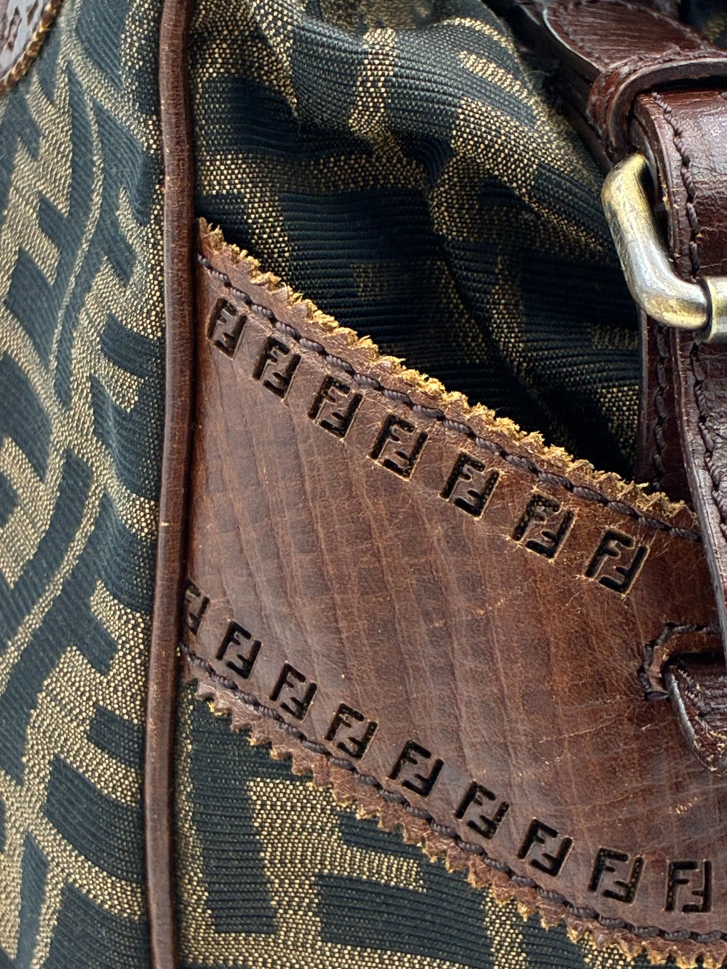 Preloved | Fendi Zucca Monogram Håndtaske i Brun Canvas Fendi