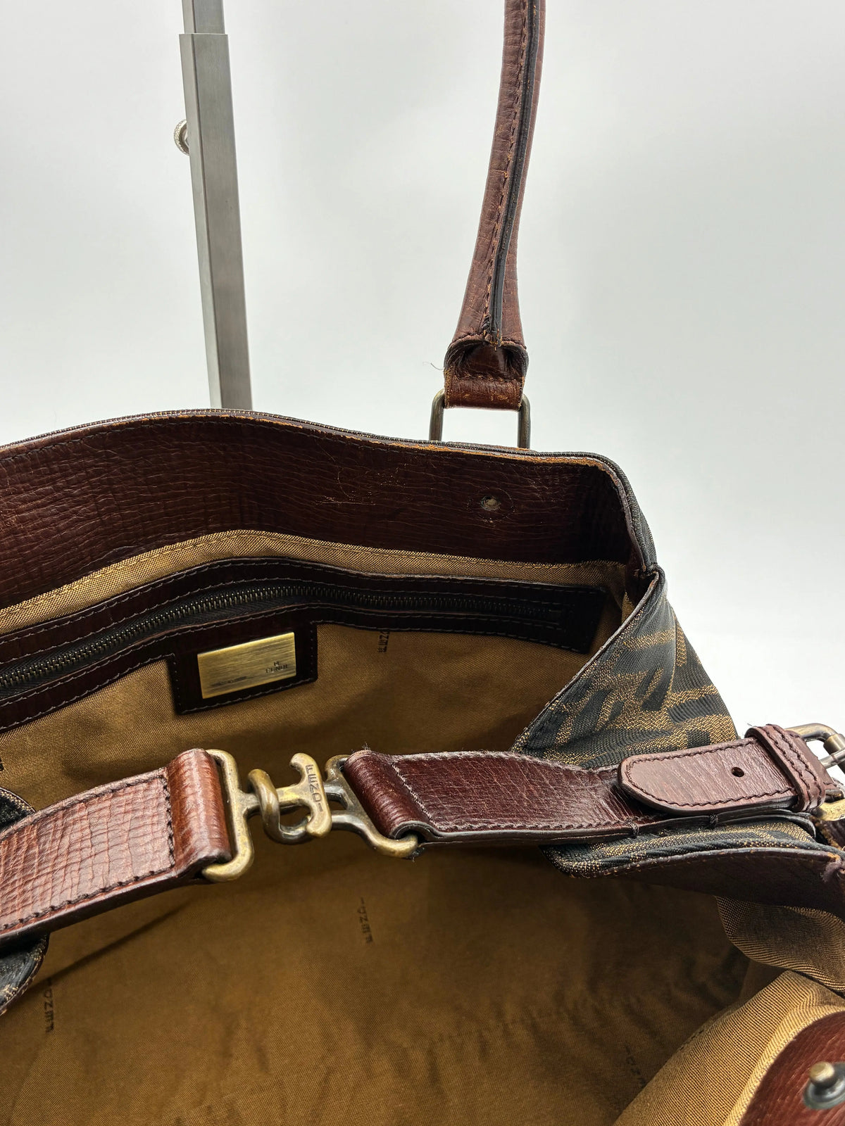 Preloved | Fendi Zucca Monogram Håndtaske i Brun Canvas Fendi