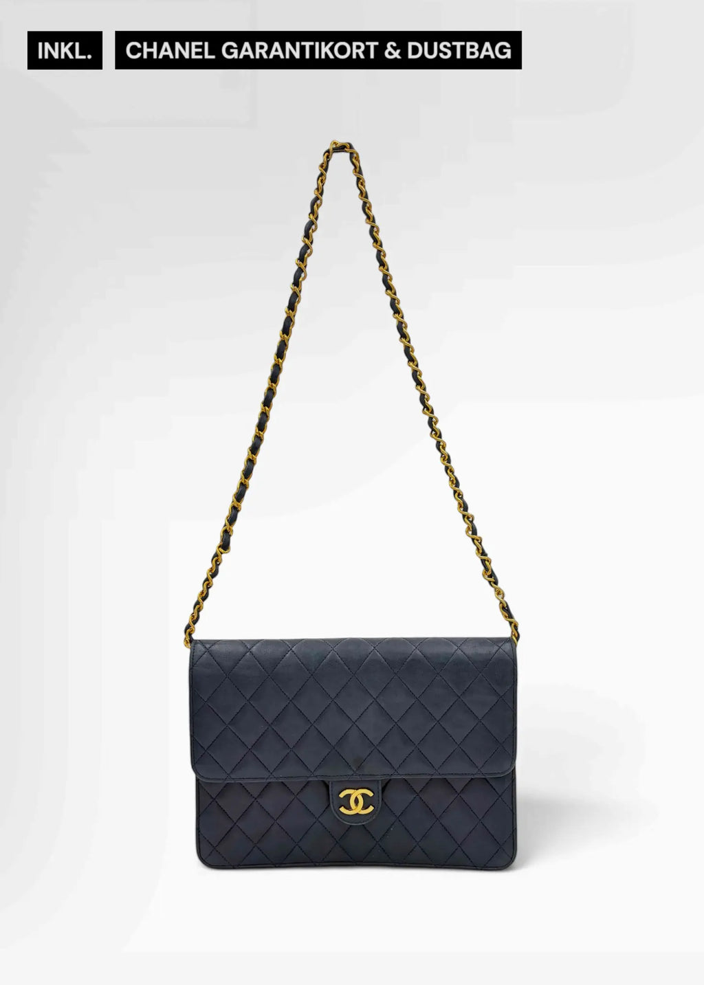 Preloved | Chanel Classic Flap Skuldertaske i Marineblåt Lammeskind Chanel