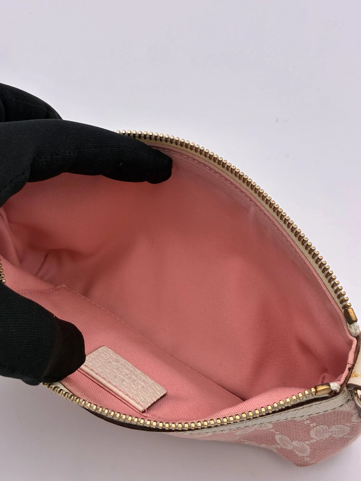 Preloved | Gucci GG Monogram Håndtaske i Lyserød Canvas Gucci