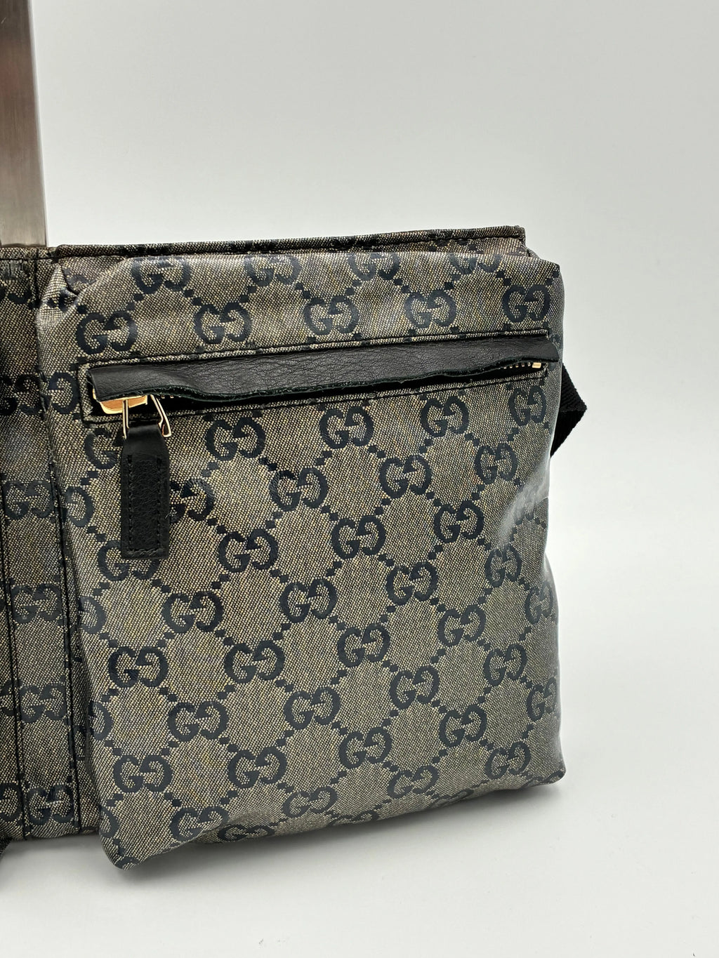 Preloved | Gucci GG Supreme Monogram Bæltetaske i Sølv Grå Canvas Gucci