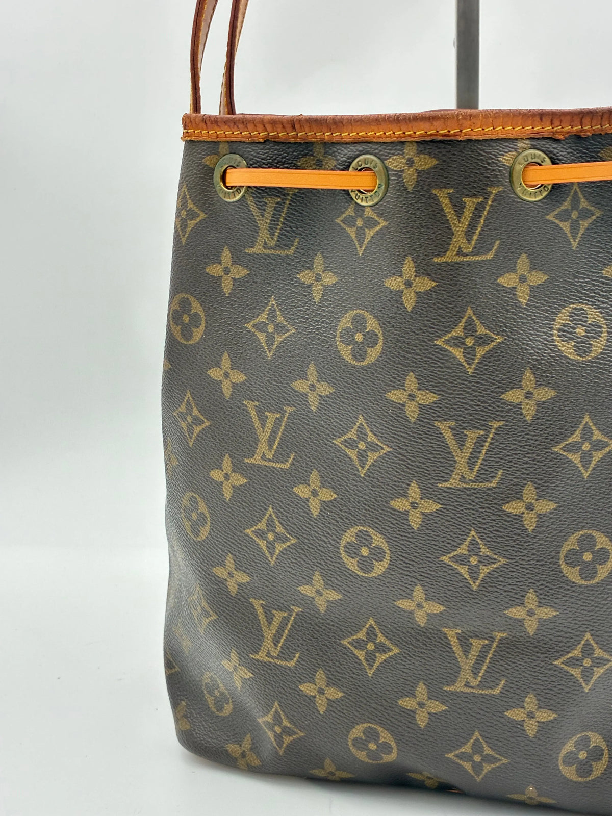 Preloved | Louis Vuitton Petit Noé Skuldertaske i Monogram Canvas Louis Vuitton