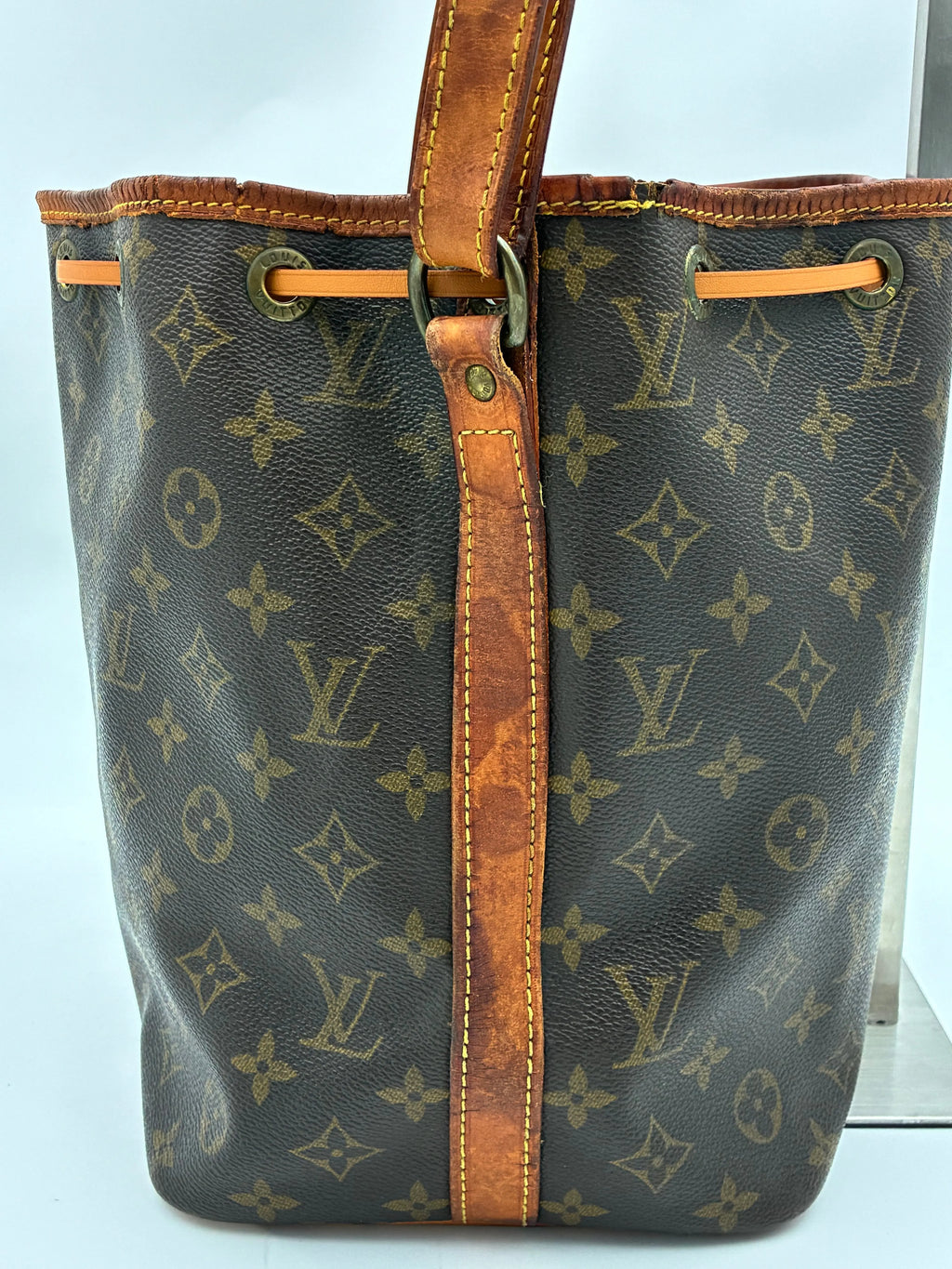Preloved | Louis Vuitton Petit Noé Skuldertaske i Monogram Canvas Louis Vuitton
