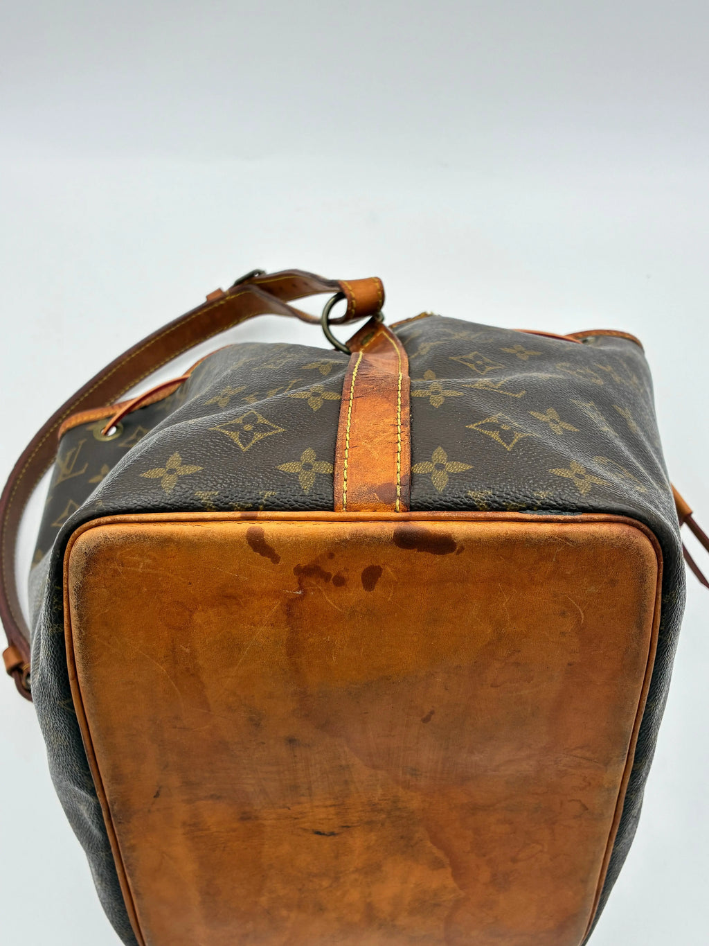 Preloved | Louis Vuitton Petit Noé Skuldertaske i Monogram Canvas Louis Vuitton