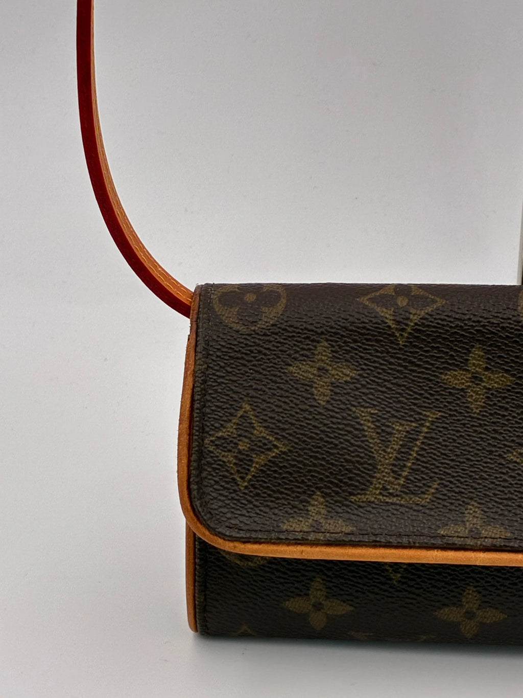 Preloved | Louis Vuitton Monogram Crossbody Pochette Twin PM Louis Vuitton