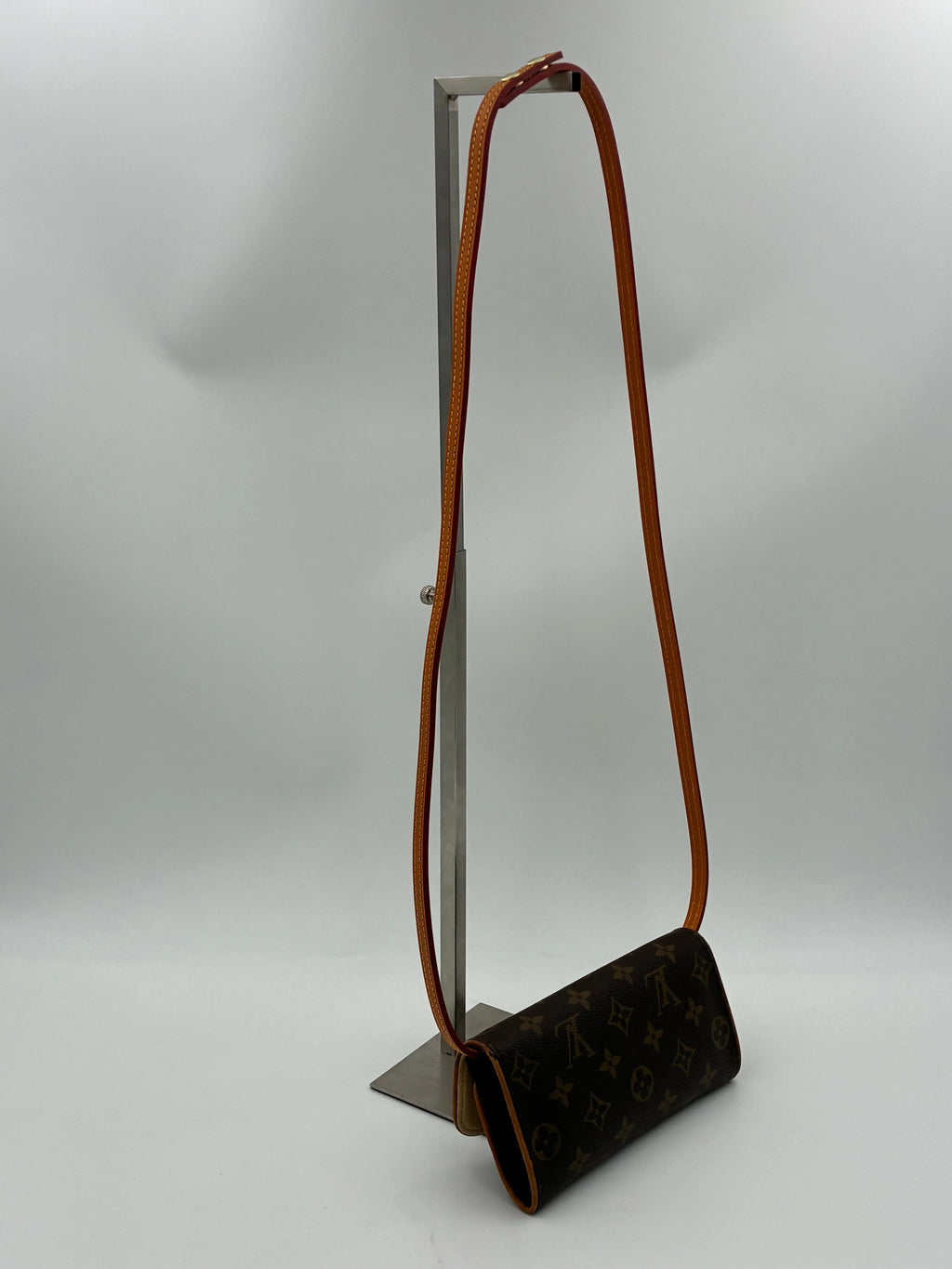 Preloved | Louis Vuitton Monogram Crossbody Pochette Twin PM Louis Vuitton