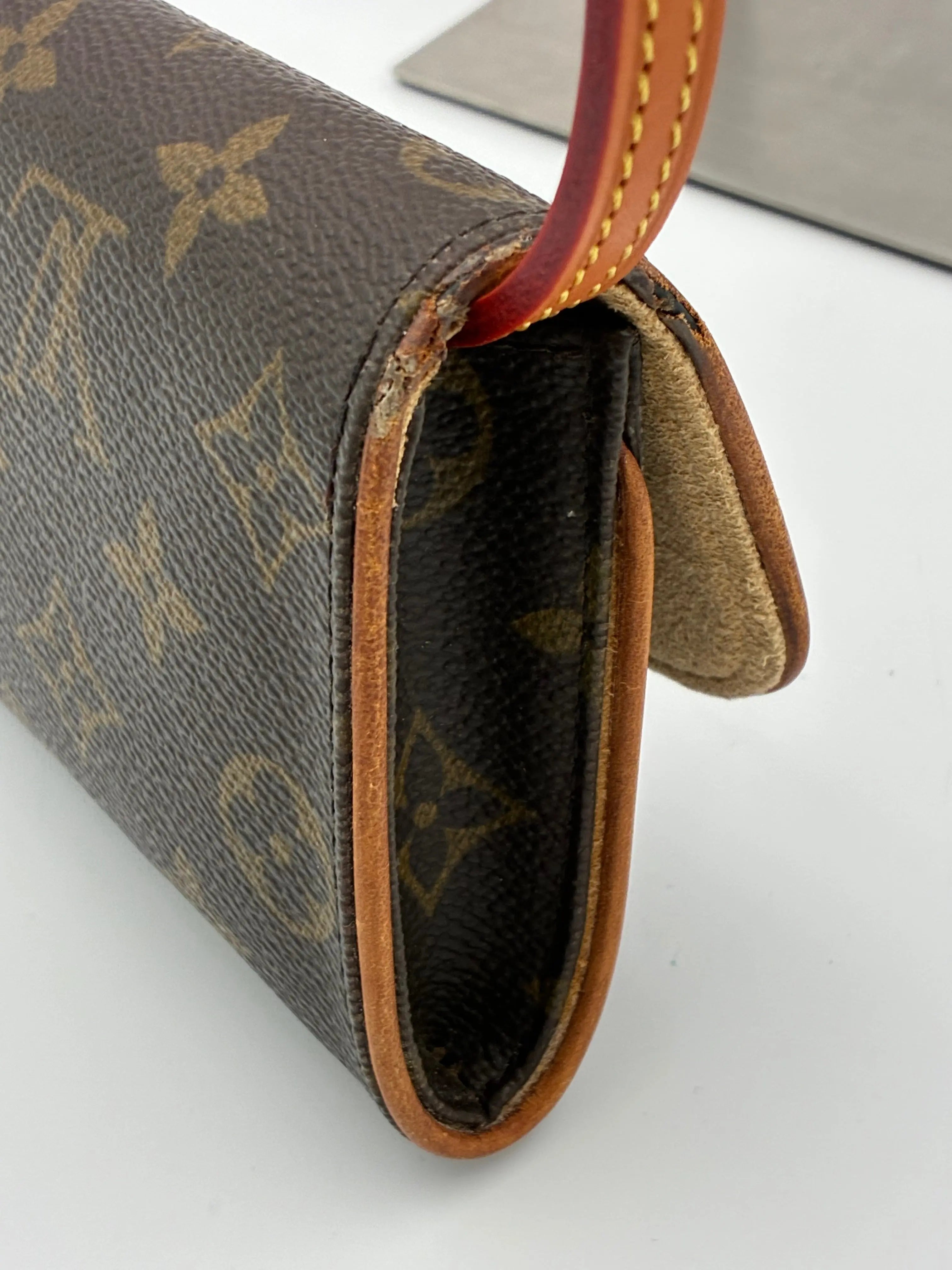 Preloved | Louis Vuitton Monogram Crossbody Pochette Twin PM Louis Vuitton