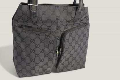 Preloved | GUCCI GG Canvas Håndtaske i Sort med Dobbelt Lynlåslomme