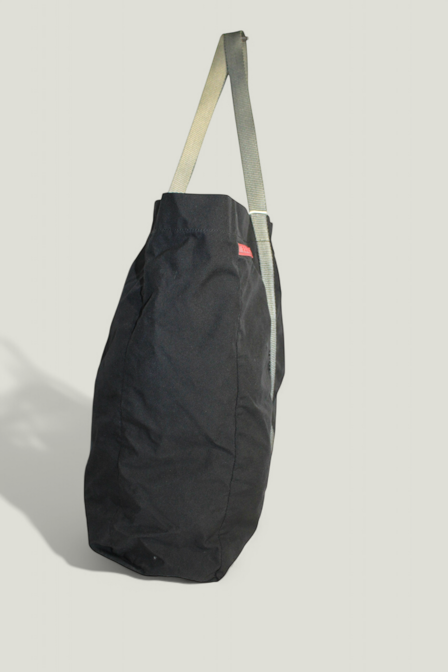 Preloved | PRADA Sport Totebag i Sort Nylon med Grå Remme