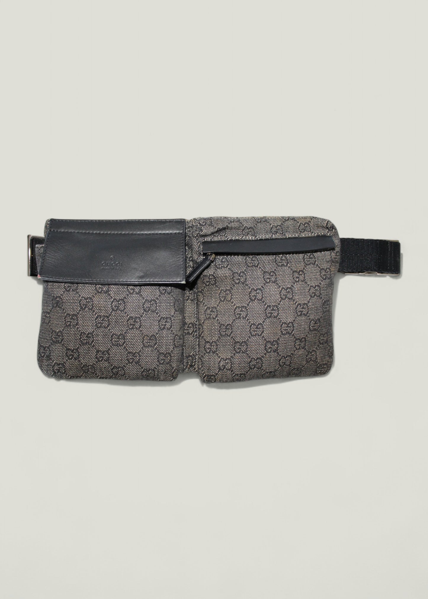 Preloved | GUCCI GG Canvas Bæltetaske i Metallic / Sort Canvas
