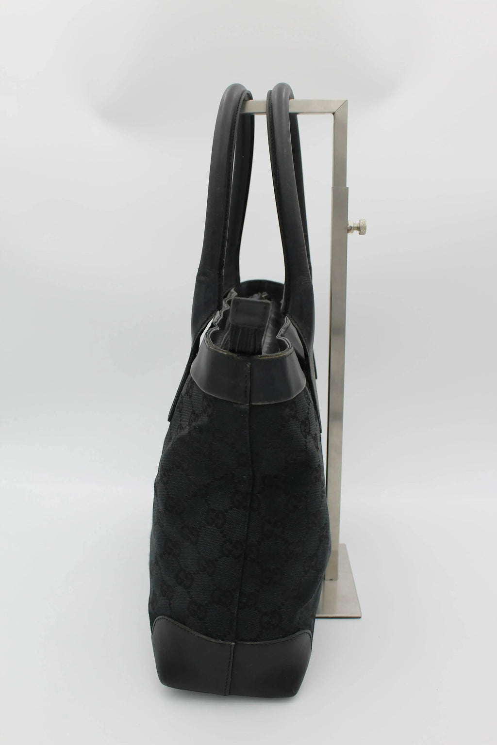 Preloved | Gucci GG Monogram Håndtaske i Sort Gucci
