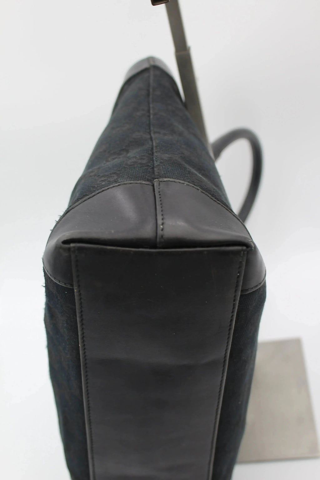 Preloved | Gucci GG Monogram Håndtaske i Sort Gucci