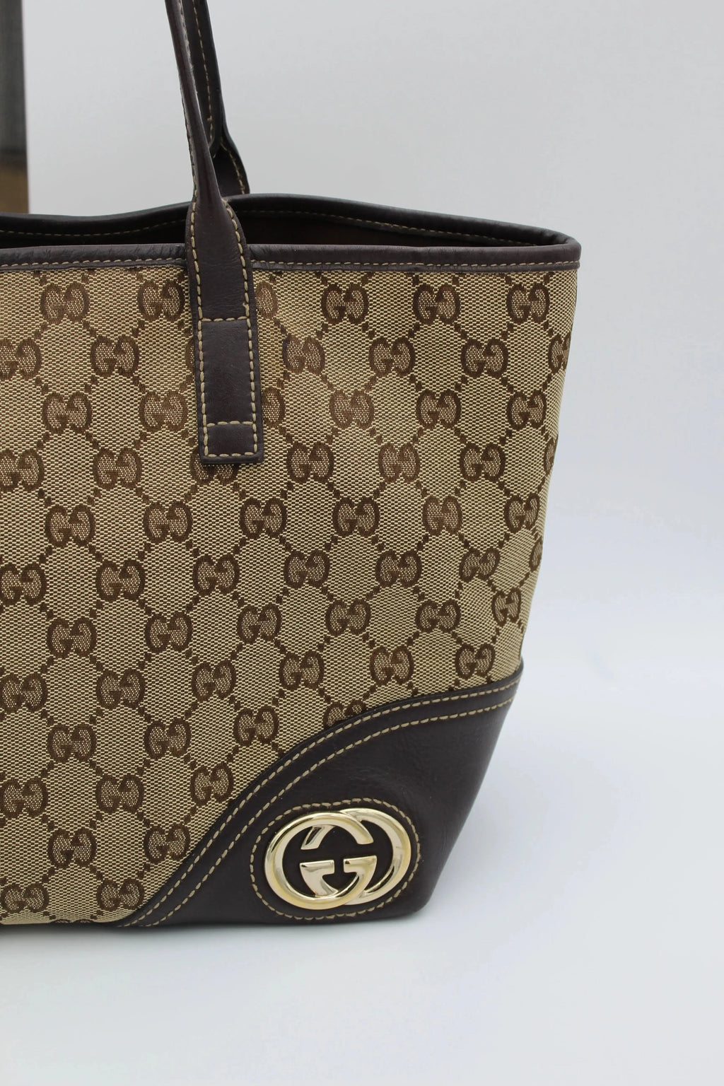 Preloved | Gucci GG Monogram Totebag i Brun med Guld Hardware Gucci