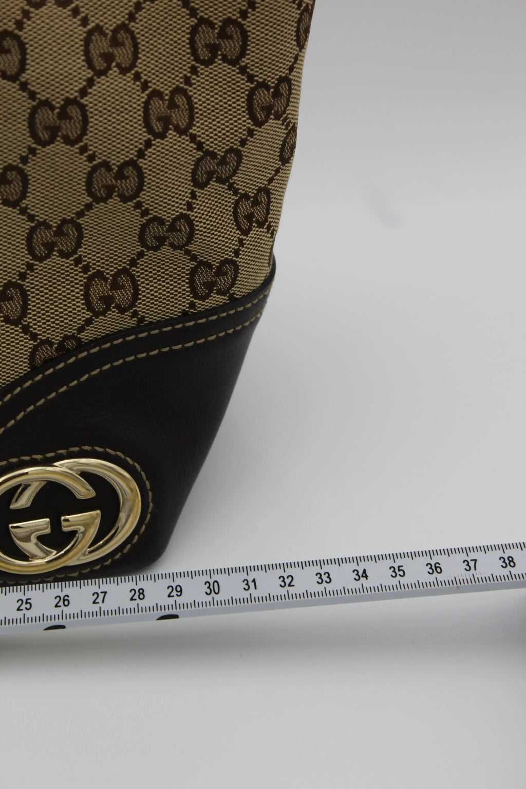 Preloved | Gucci GG Monogram Totebag i Brun med Guld Hardware Gucci