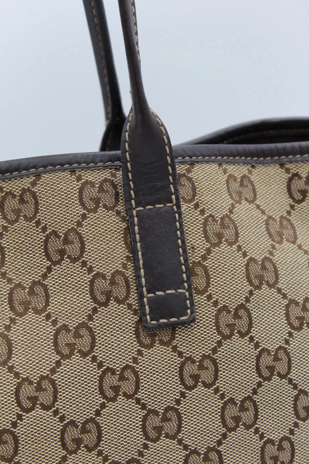 Preloved | Gucci GG Monogram Totebag i Brun med Guld Hardware Gucci