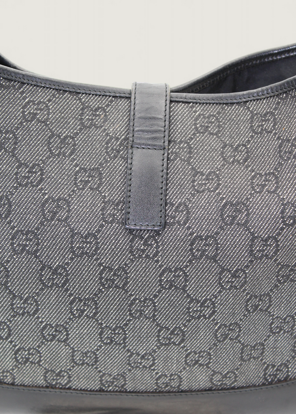 Preloved | Gucci Monogram Jackie Skuldertaske i Metallic & Sort GG Canvas