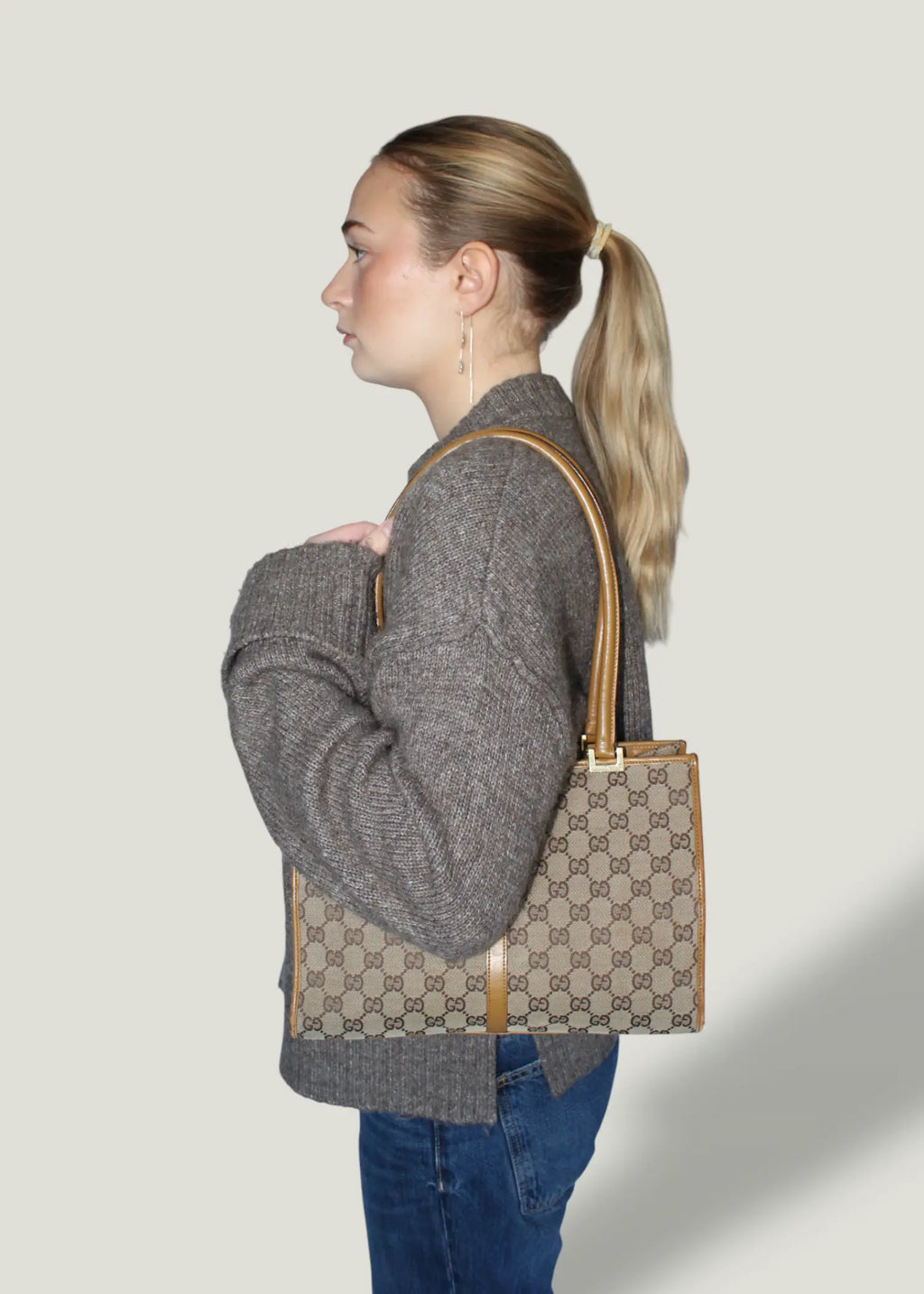 Preloved | Gucci Monogram Jackie Skuldertaske i GG Canvas med Gul Læder Gucci