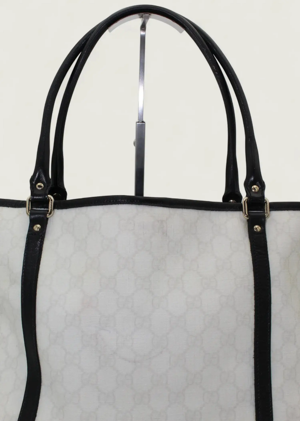 Preloved | Gucci Monogram Totebag i GG Supreme Hvid Gucci