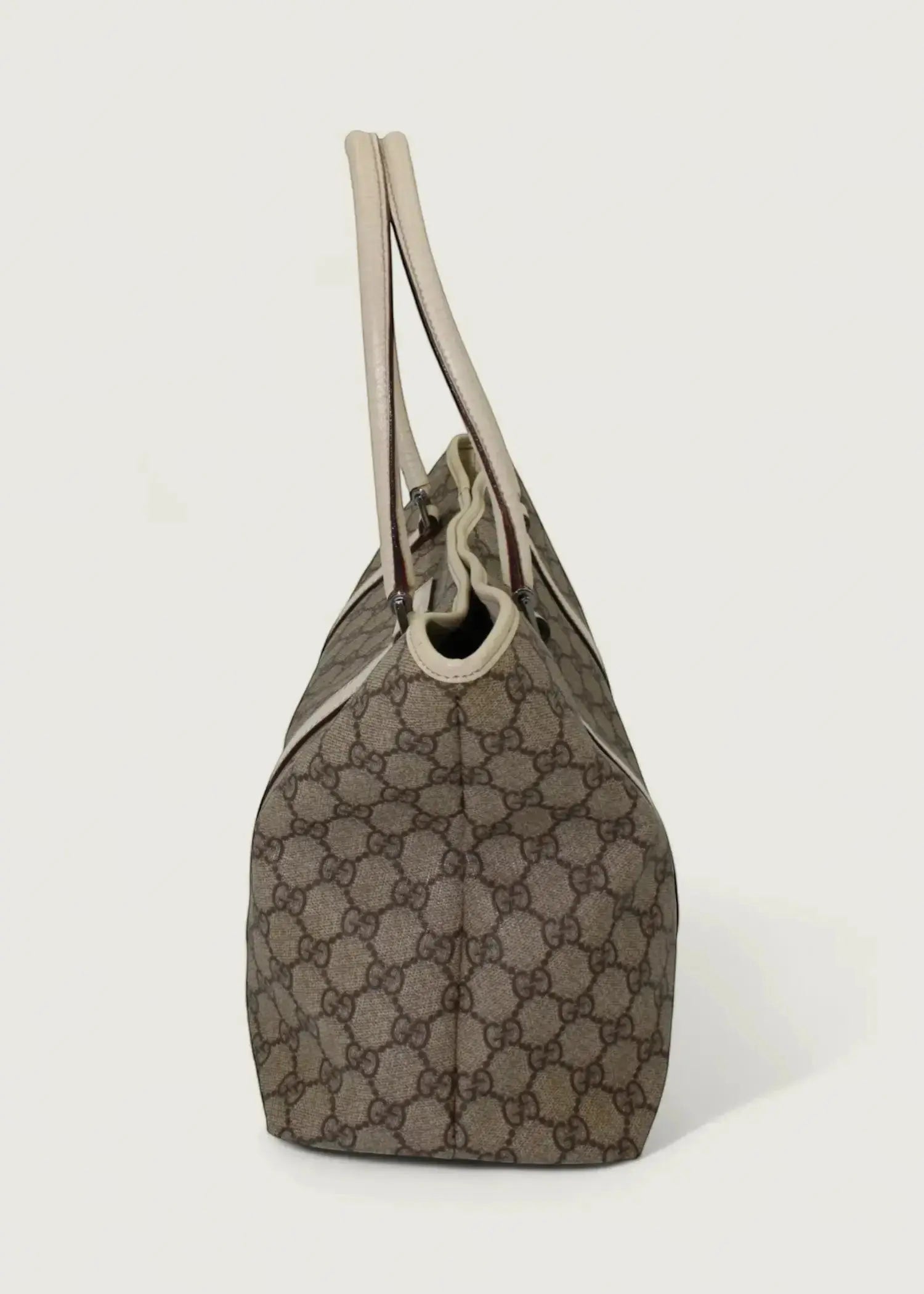 Preloved | Gucci Monogram Totebag i GG Supreme Ivory Gucci