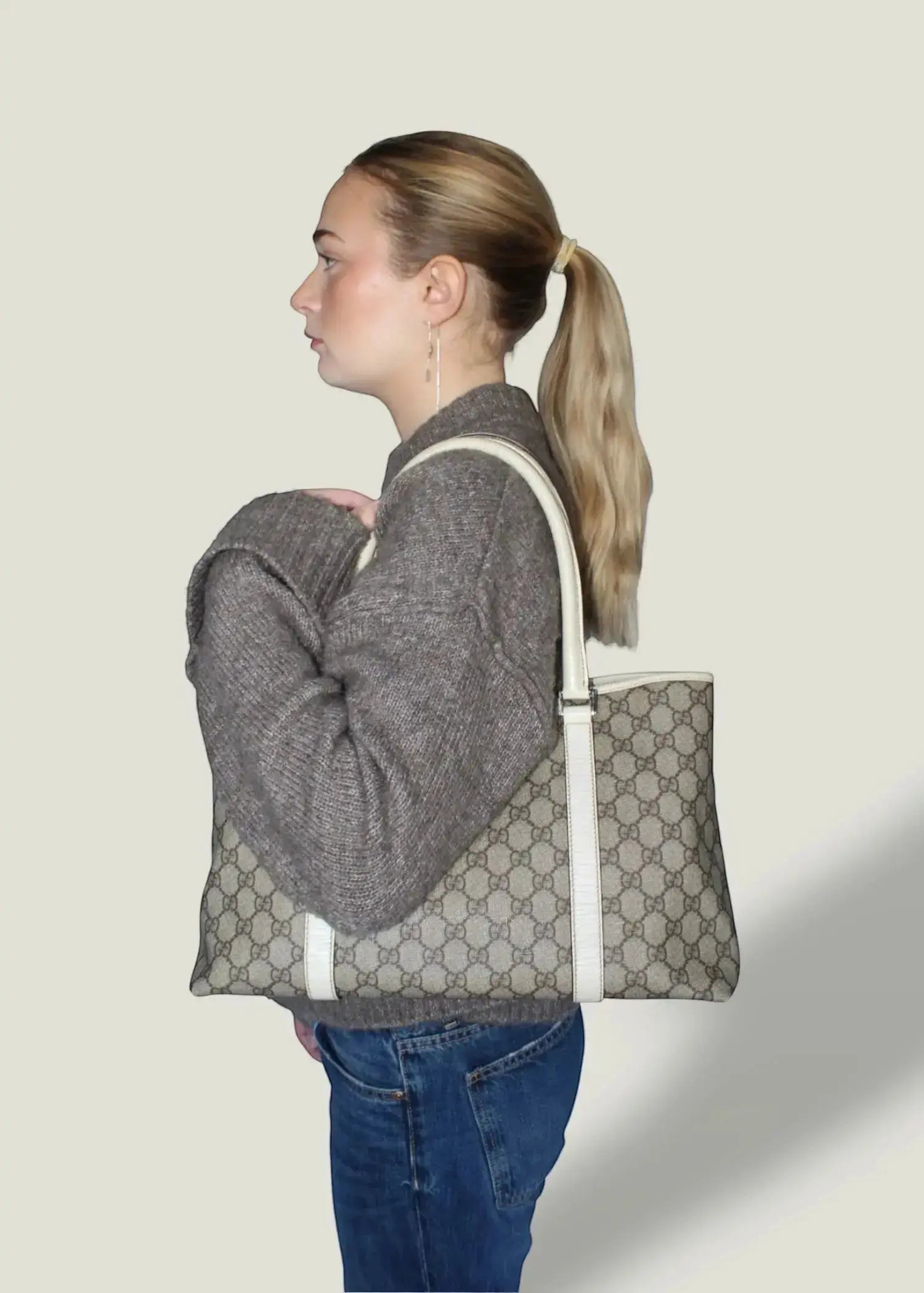 Preloved | Gucci Monogram Totebag i GG Supreme Ivory Gucci