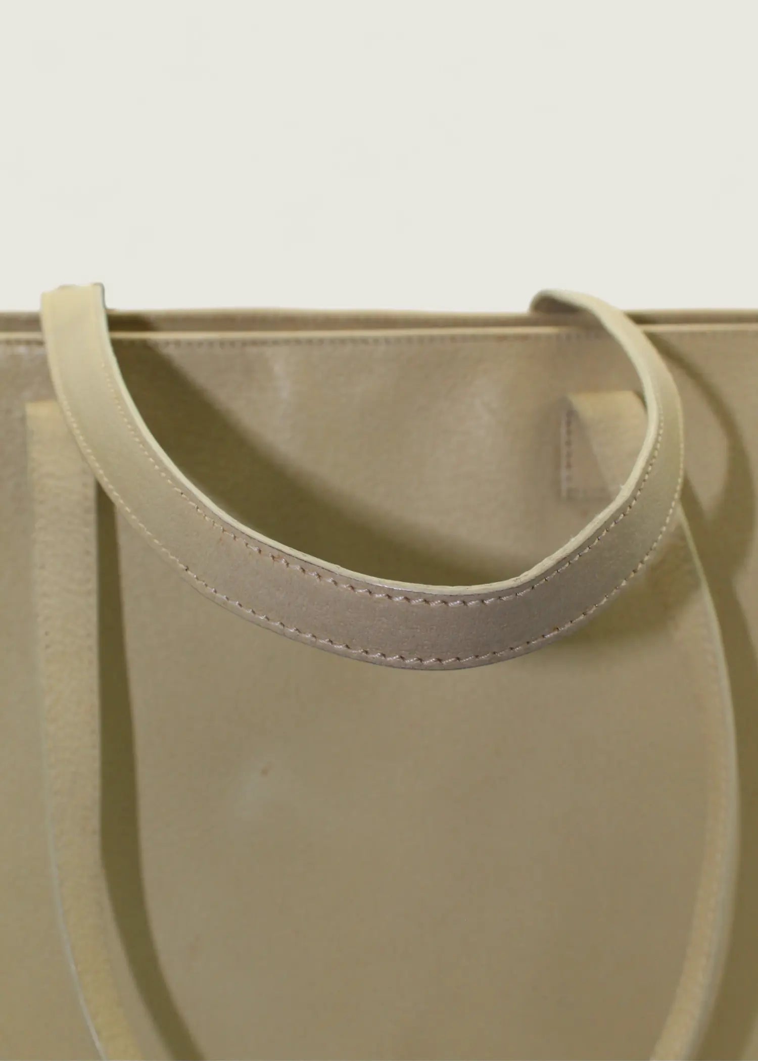 Preloved | Gucci Monogram Totebag i Lys Læder Gucci