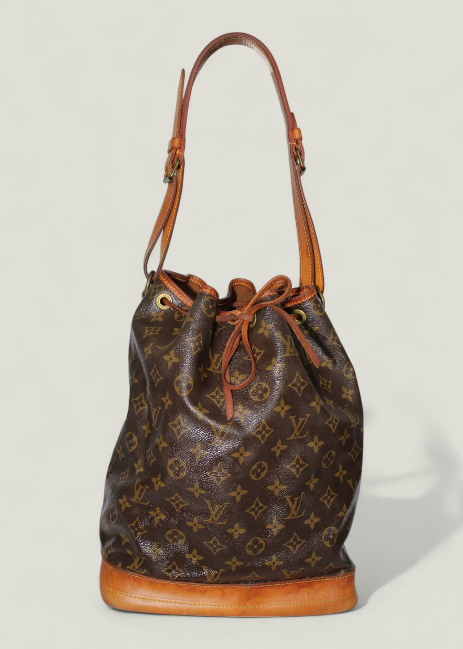 Preloved | LOUIS VUITTON Noé Skuldertaske i Monogram Canvas (Stor)