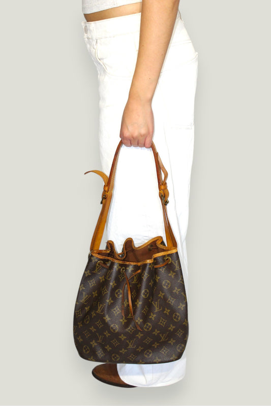 Preloved | LOUIS VUITTON Petit Noé Skuldertaske i Monogram Canvas (Lille)