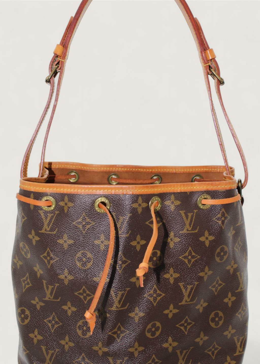 Preloved | Louis Vuitton Petit Noé Skuldertaske i Monogram Canvas