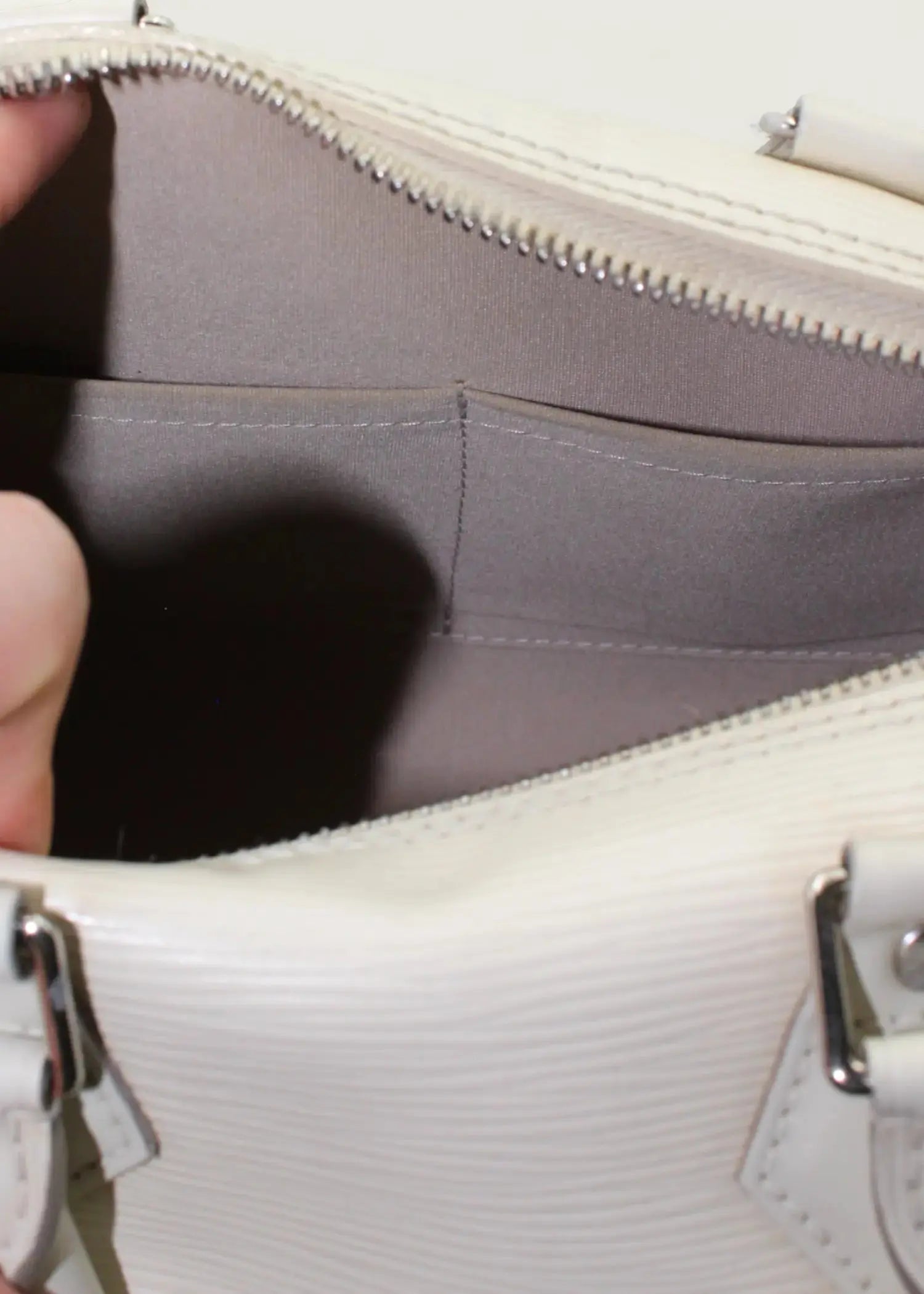 Preloved | Louis Vuitton Speedie 30 Håndtaske i Hvid Epi Læder Louis Vuitton