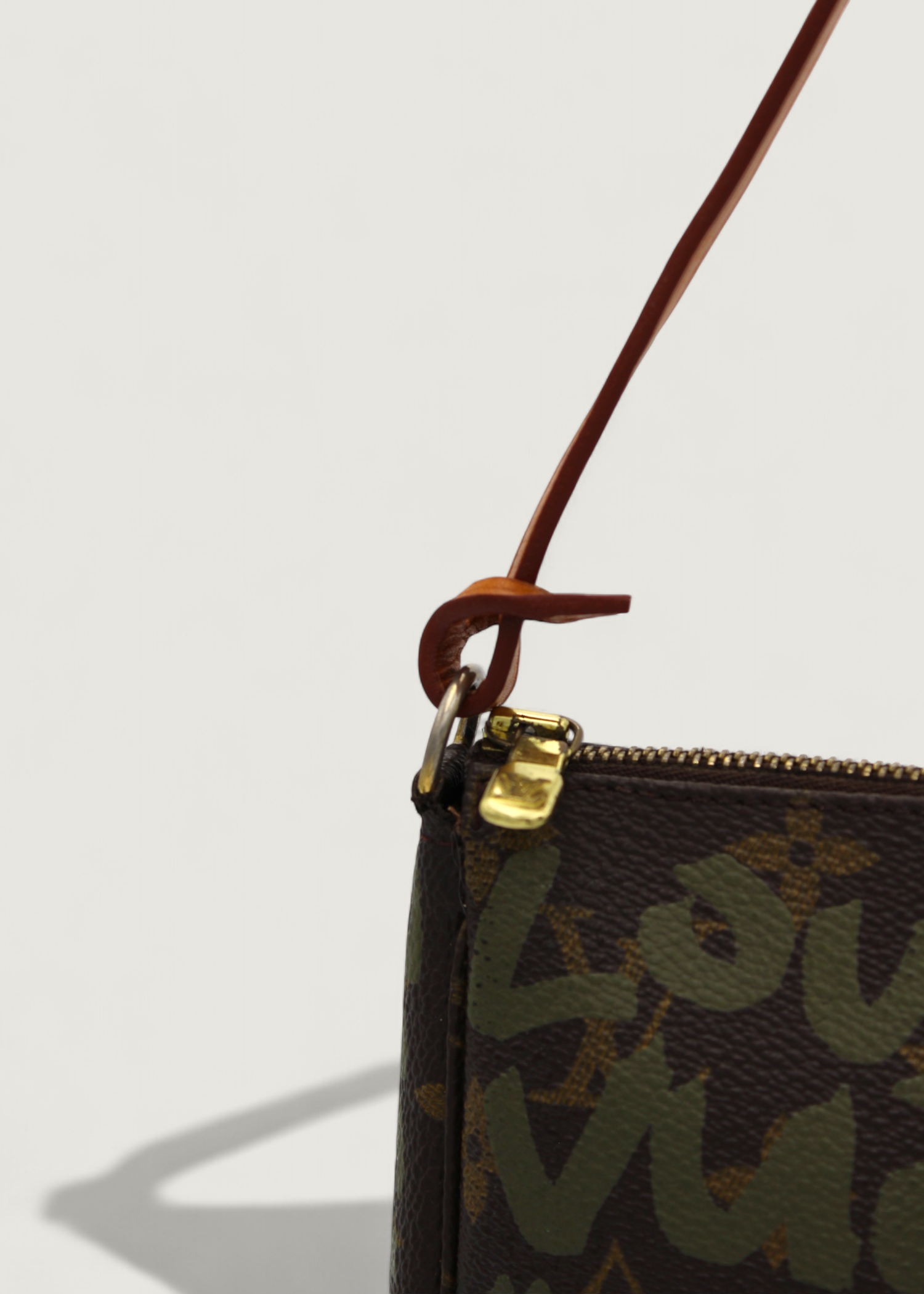 Preloved | Louis Vuitton x Stephen Sprouse Graffiti Pochette Accessoires i Khaki Monogram