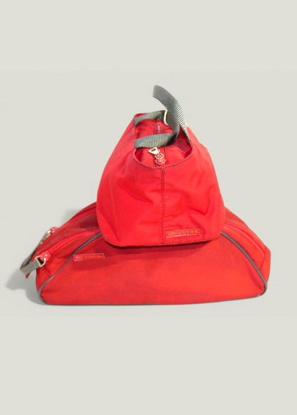 Preloved | PRADA Sport Toiletsæt i Rød Nylon med Originalt Garantikort