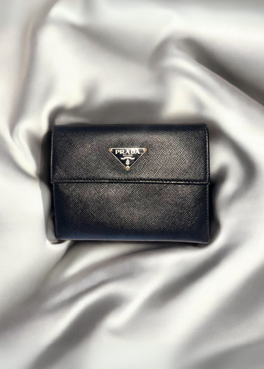 Preloved | PRADA Saffiano Sort Læderpung med Originalt Garantikort