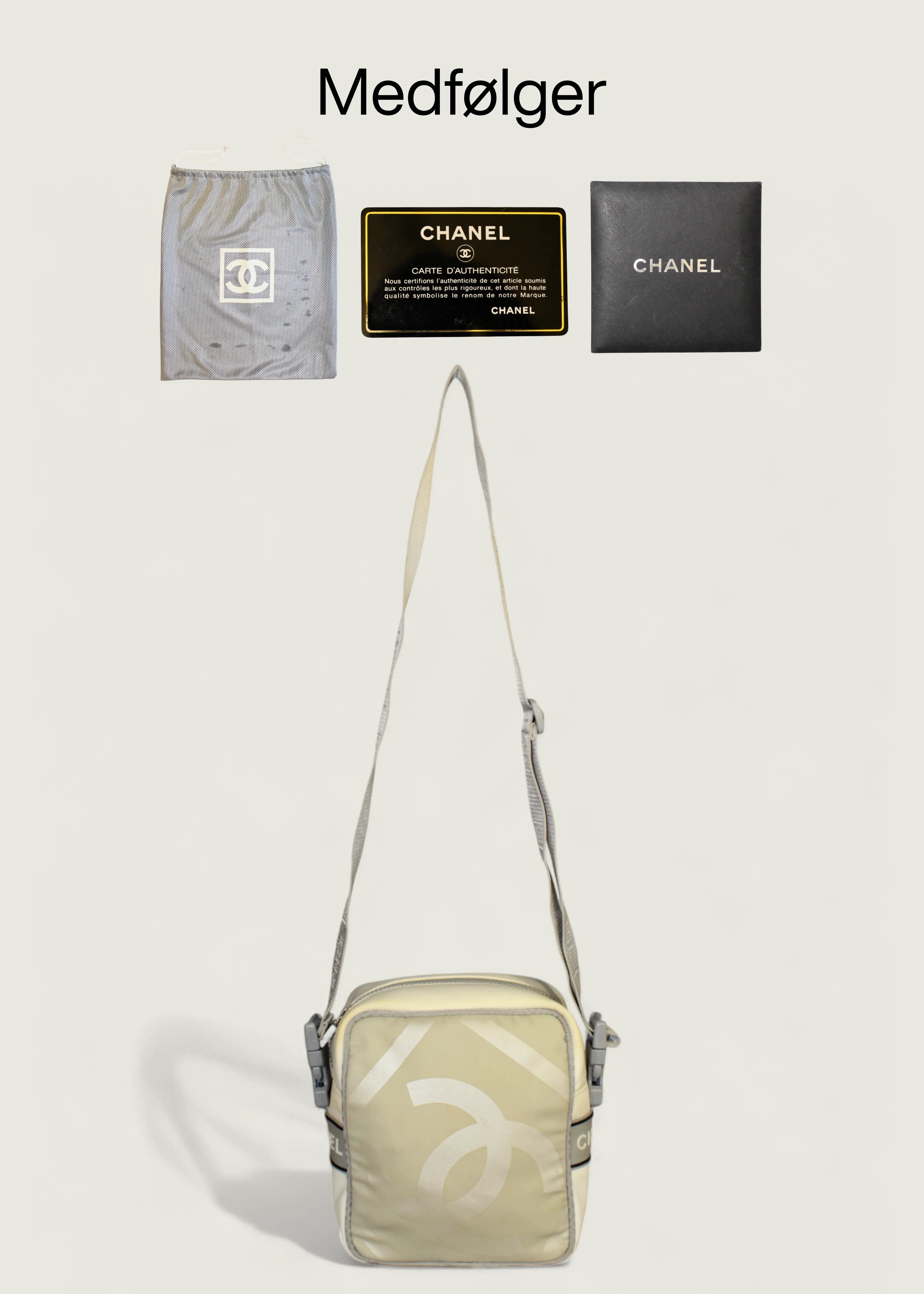 Preloved | Chanel Sport Line Coco Mark CC Crossbody i Beige Nylon Chanel