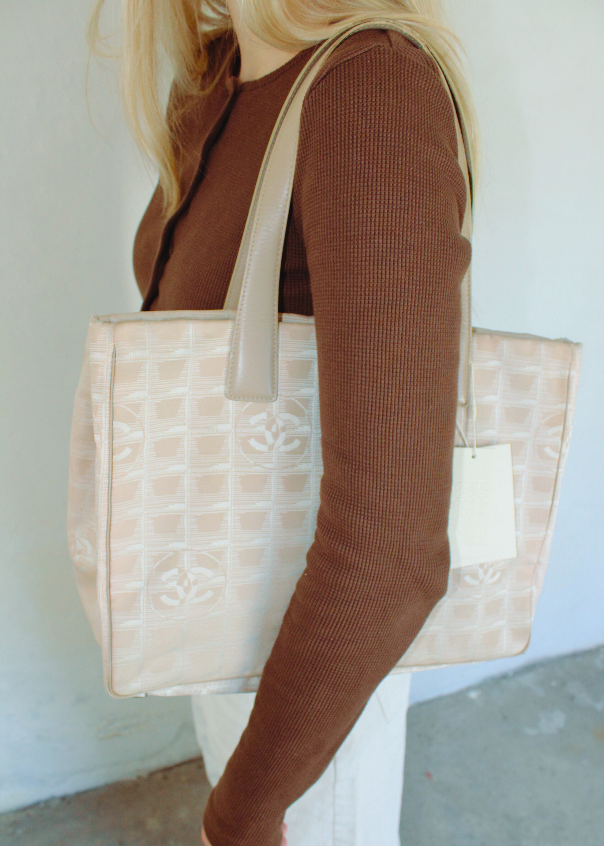 chanel cc hvid beige totebag skuldertaske