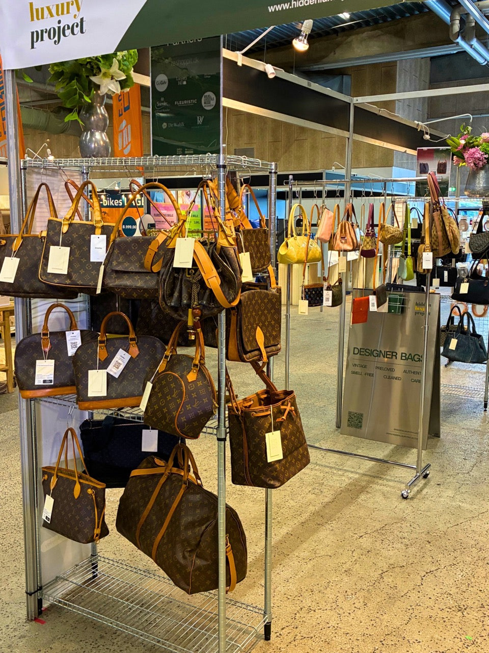Vintage Designer bags Pop-Up