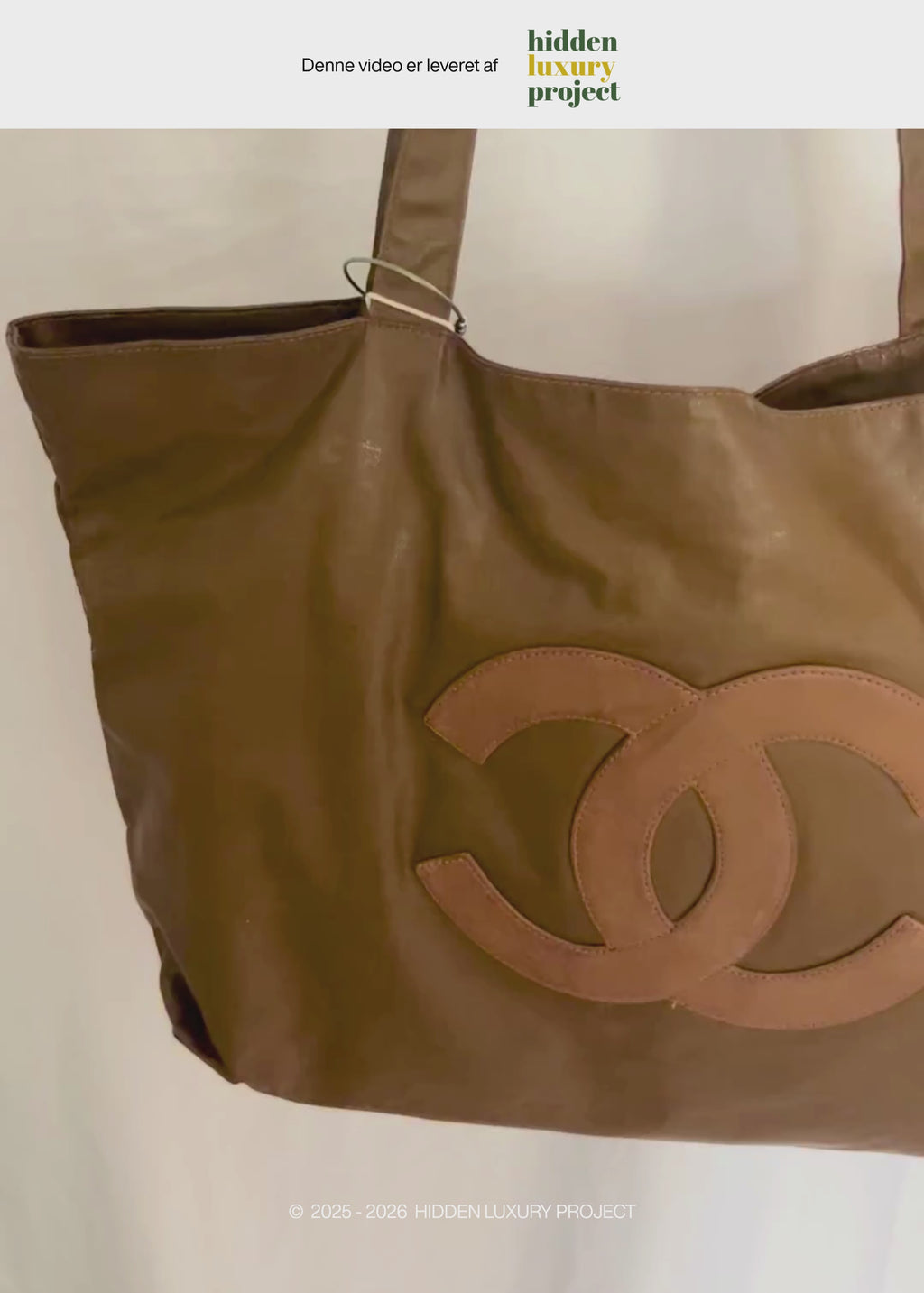 Preloved | Chanel Coco Mark Totebag i Brun Coated Materiale med Pouch