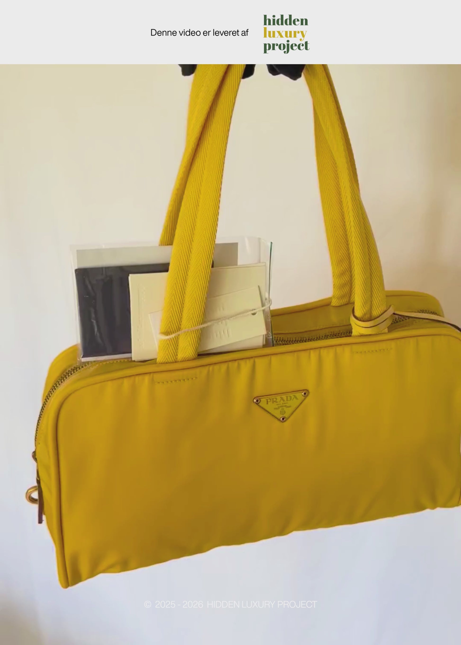 Preloved | Prada Skuldertaske i Gul Nylon med Læderdetaljer