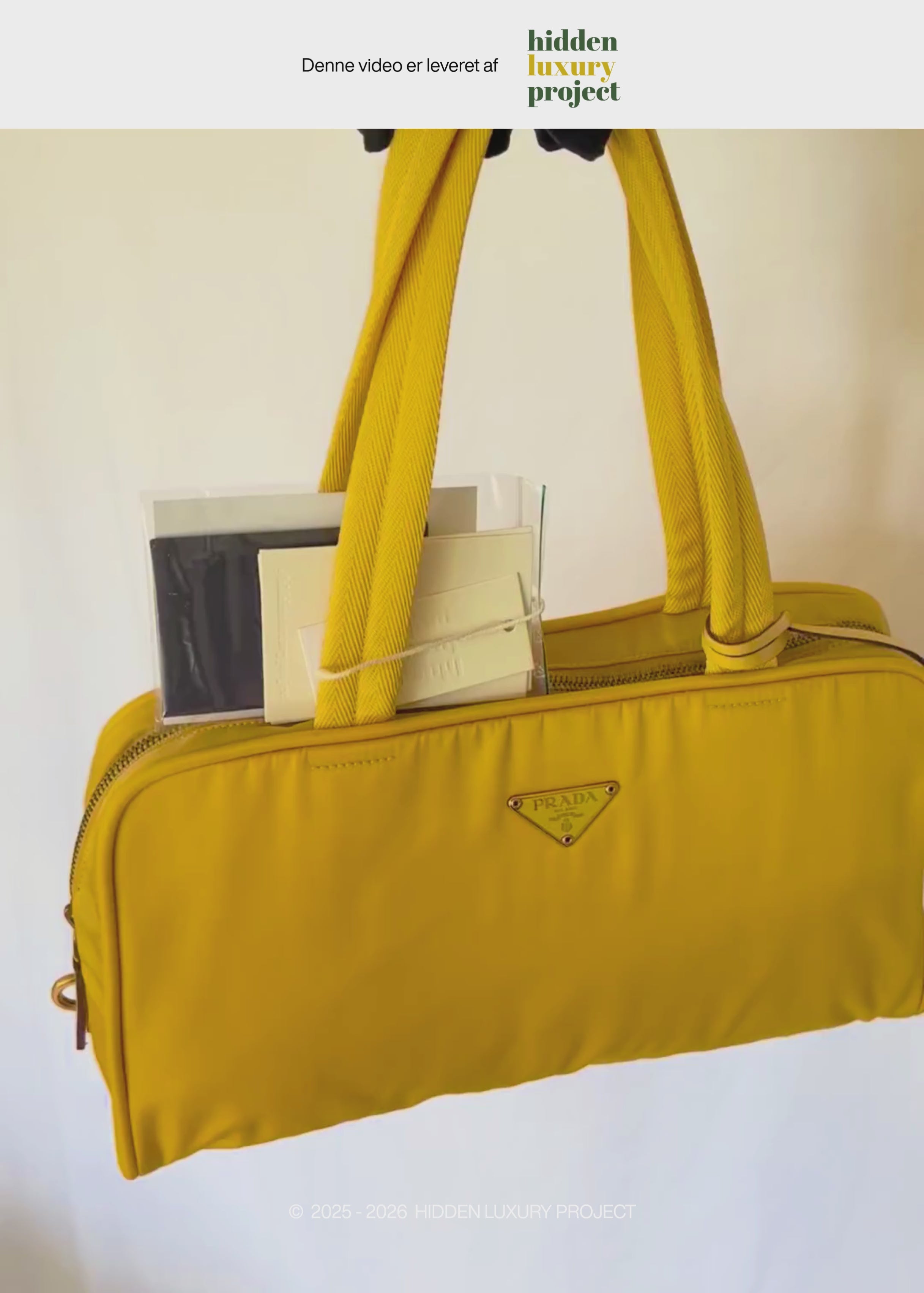 Preloved | Prada Skuldertaske i Gul Nylon med Læderdetaljer