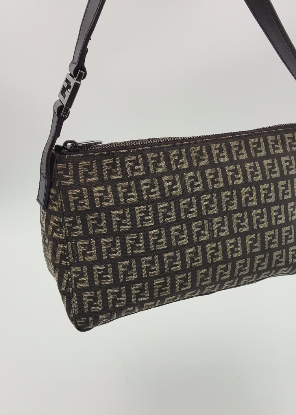 Preloved | Fendi Zucca Monogram Skuldertaske i Brun Canvas