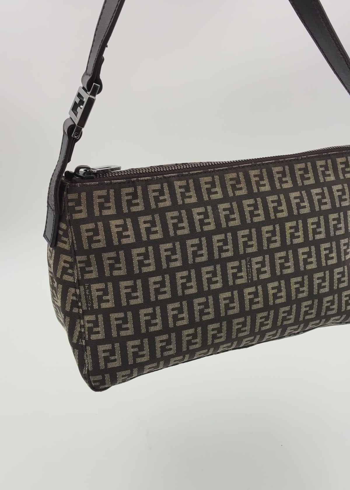 Preloved | Fendi Zucca Monogram Skuldertaske i Brun Canvas